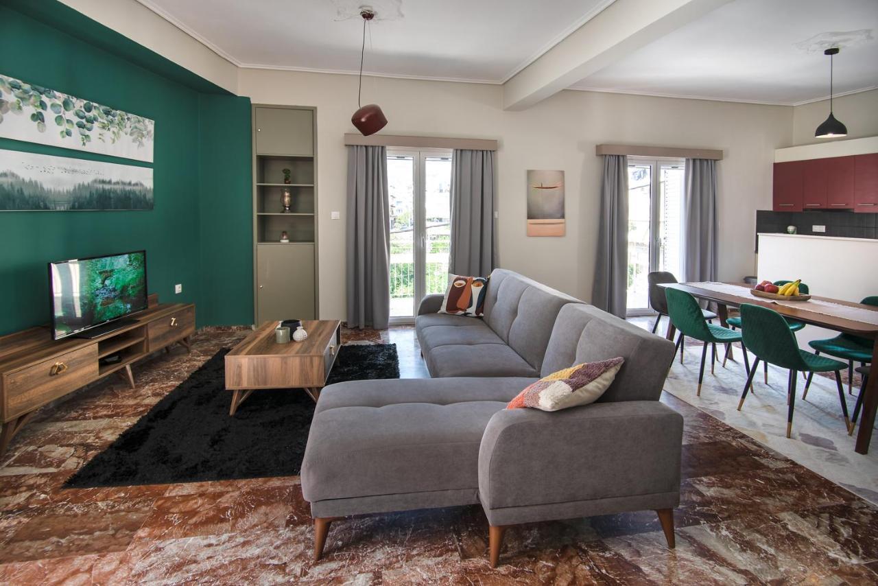 Emerald 110M2 Entire Floor Apt Steps To City'S Heart 칼라마타 외부 사진