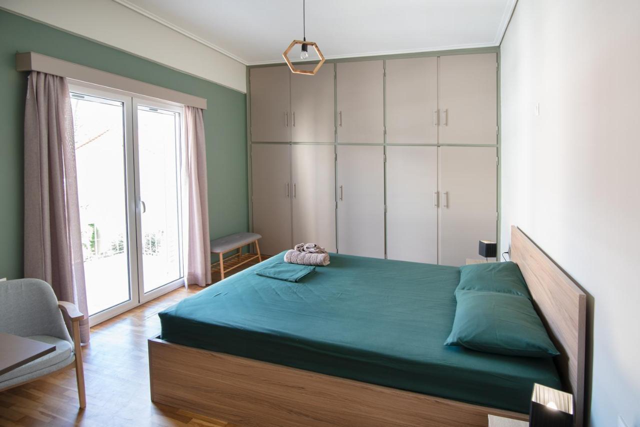 Emerald 110M2 Entire Floor Apt Steps To City'S Heart 칼라마타 외부 사진
